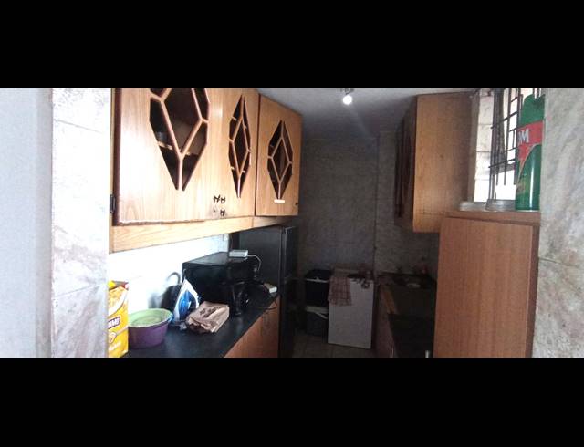 BEDROOM FLAT FOR SALE IN BLUFF